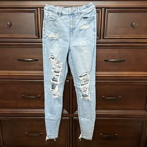 American Eagle Outfitters Light Blue Distressed Skinny Jeans
